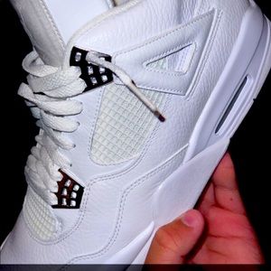 Jordan 4s pure money men/size11